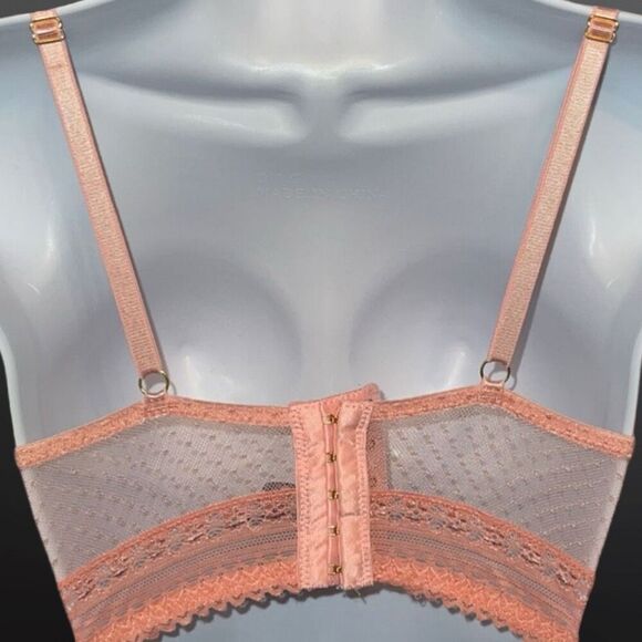 Daisy Fuentes Lace Plunge Peach Bra Size 34B - Picture 4 of 6